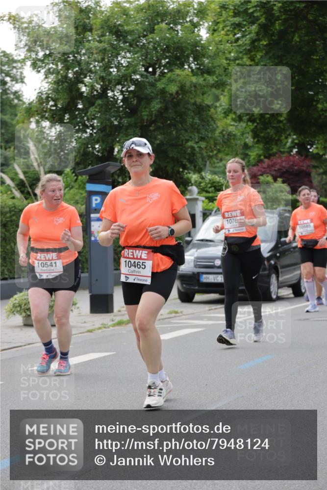 15.06.2025 - REWE Women's Run Jannik Wohlers http://msf.ph/oto/7948124 15.06.2025 08:30:48 Laufen 10541, 10465, 1, 1076, 10585 meine-sportfotos.de