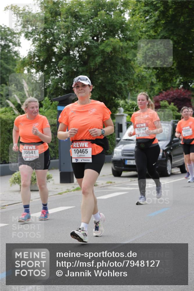 15.06.2025 - REWE Women's Run Jannik Wohlers http://msf.ph/oto/7948127 15.06.2025 08:30:48 Laufen 10541, 10465, 10764, 10585 meine-sportfotos.de