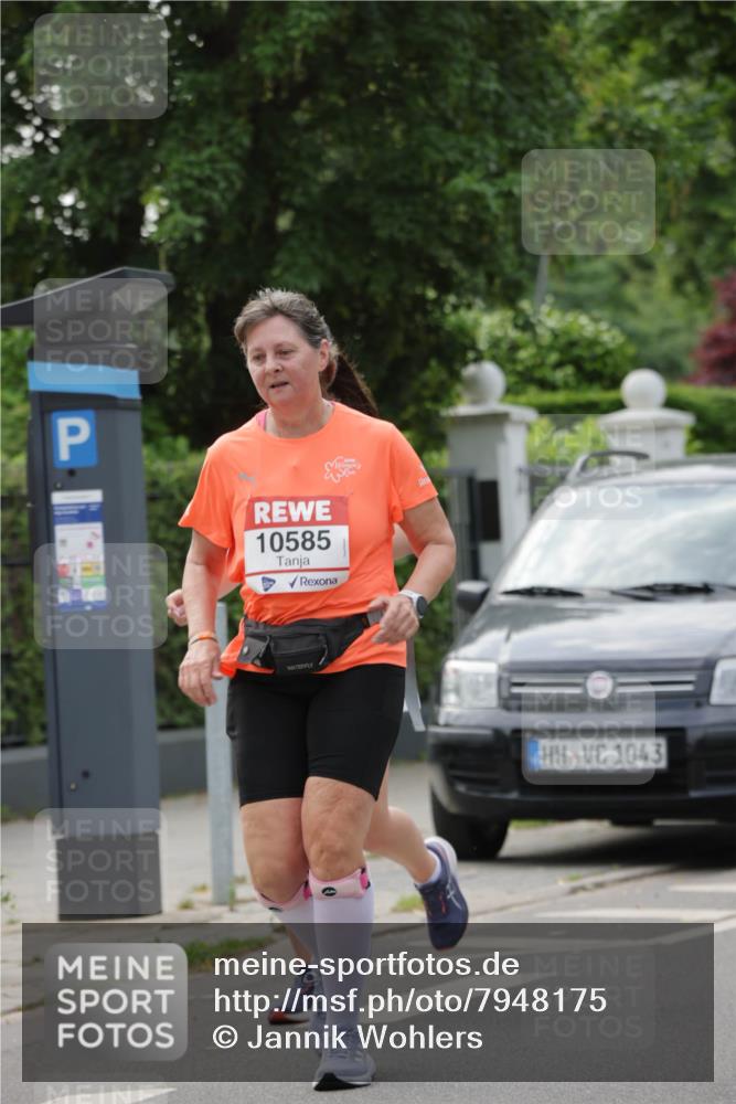 15.06.2025 - REWE Women's Run Jannik Wohlers http://msf.ph/oto/7948175 15.06.2025 08:30:51 Laufen 10585, 1043 meine-sportfotos.de