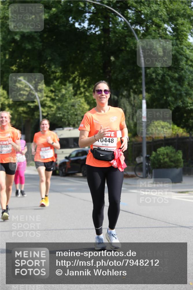 15.06.2025 - REWE Women's Run Jannik Wohlers http://msf.ph/oto/7948212 15.06.2025 09:46:35 Laufen 0425, 0448 meine-sportfotos.de