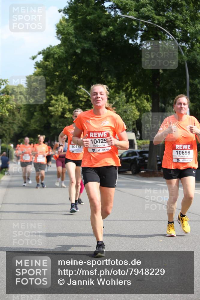 15.06.2025 - REWE Women's Run Jannik Wohlers http://msf.ph/oto/7948229 15.06.2025 09:46:38 Laufen 10478, 10425, 10698 meine-sportfotos.de