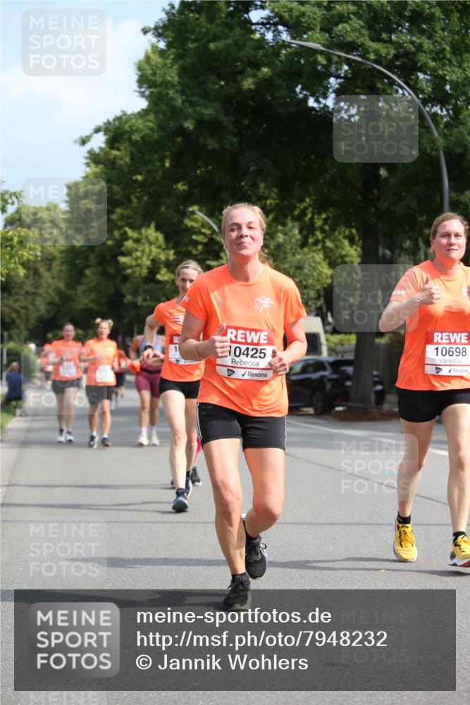15.06.2025 - REWE Women's Run Jannik Wohlers http://msf.ph/oto/7948232 15.06.2025 09:46:38 Laufen 10425, 10698 meine-sportfotos.de