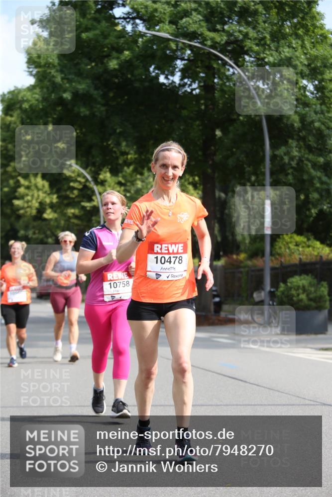 15.06.2025 - REWE Women's Run Jannik Wohlers http://msf.ph/oto/7948270 15.06.2025 09:46:40 Laufen 10758, 10478 meine-sportfotos.de
