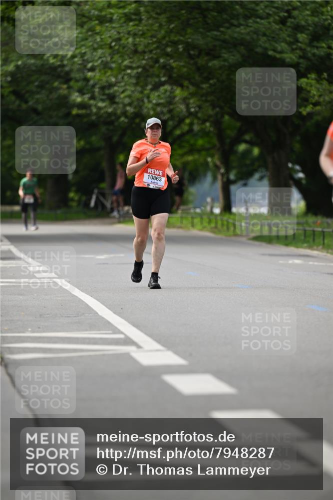15.06.2025 - REWE Women's Run Dr. Thomas Lammeyer http://msf.ph/oto/7948287 15.06.2025 09:24:52 Laufen 10863 meine-sportfotos.de