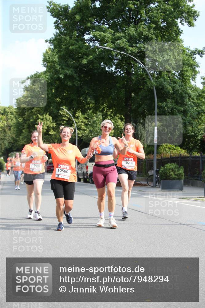 15.06.2025 - REWE Women's Run Jannik Wohlers http://msf.ph/oto/7948294 15.06.2025 09:46:42 Laufen 10267, 10560, 10290 meine-sportfotos.de