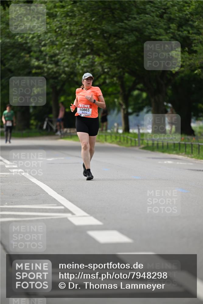 15.06.2025 - REWE Women's Run Dr. Thomas Lammeyer http://msf.ph/oto/7948298 15.06.2025 09:24:52 Laufen 10863 meine-sportfotos.de