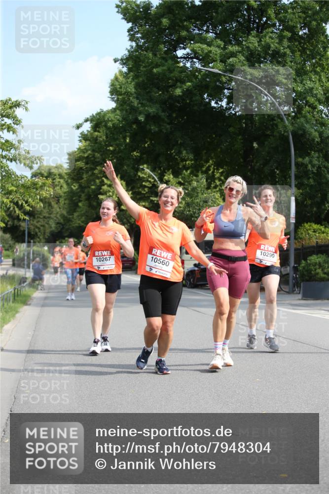 15.06.2025 - REWE Women's Run Jannik Wohlers http://msf.ph/oto/7948304 15.06.2025 09:46:43 Laufen 10267, 10560, 10290 meine-sportfotos.de