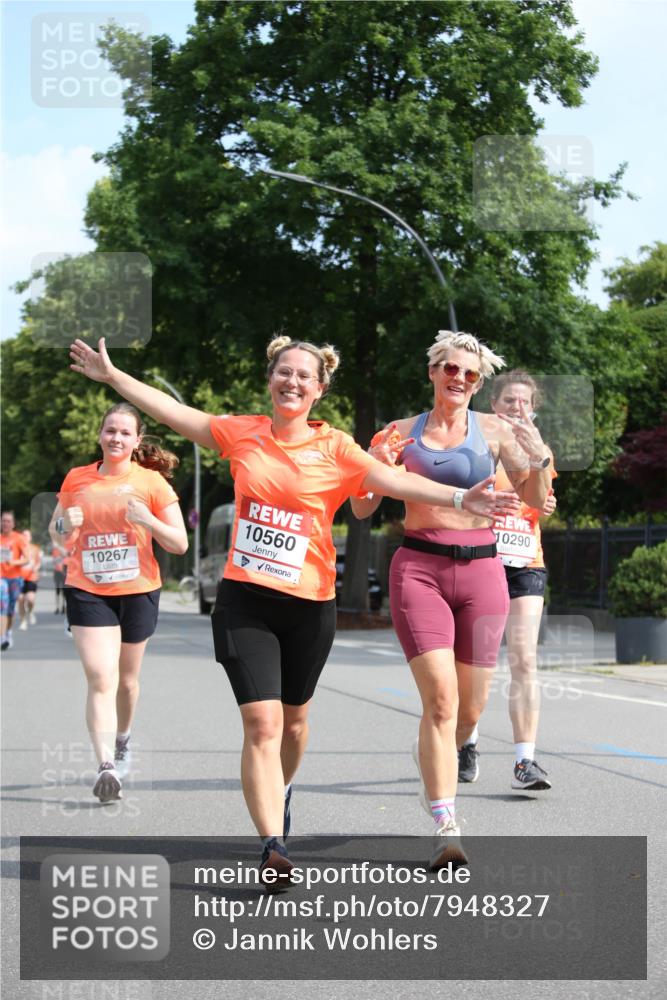 15.06.2025 - REWE Women's Run Jannik Wohlers http://msf.ph/oto/7948327 15.06.2025 09:46:44 Laufen 10267, 10560, 10290 meine-sportfotos.de