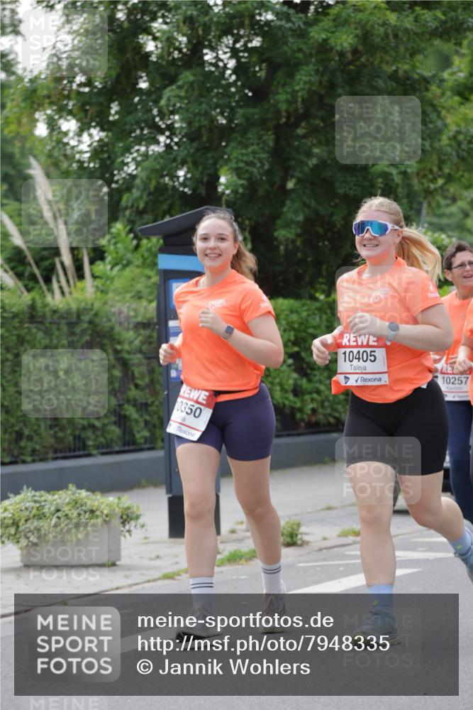 15.06.2025 - REWE Women's Run Jannik Wohlers http://msf.ph/oto/7948335 15.06.2025 08:31:01 Laufen  meine-sportfotos.de