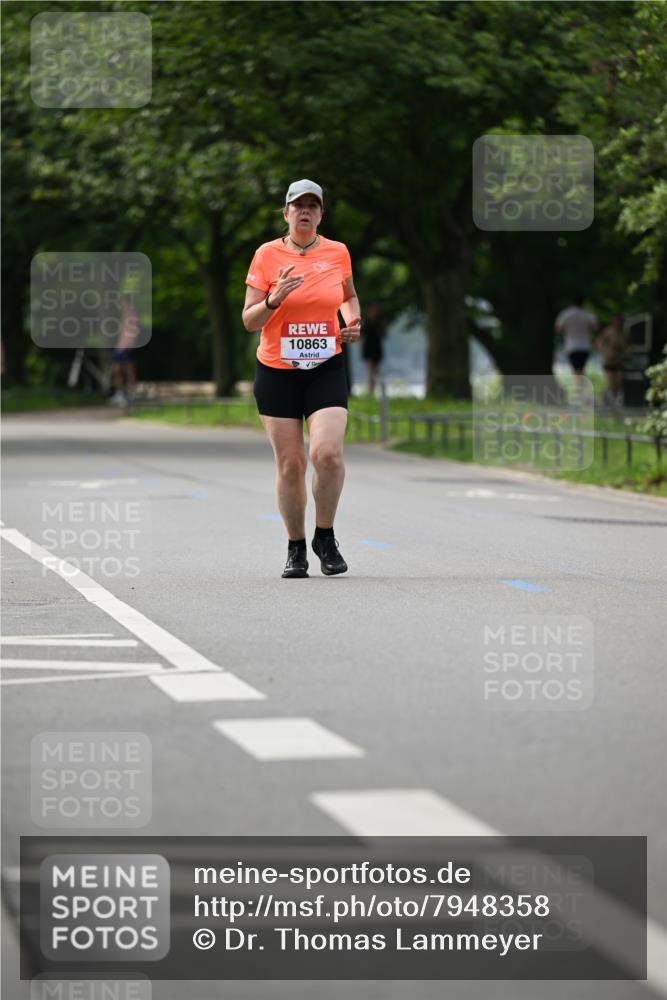 15.06.2025 - REWE Women's Run Dr. Thomas Lammeyer http://msf.ph/oto/7948358 15.06.2025 09:24:54 Laufen 10863 meine-sportfotos.de