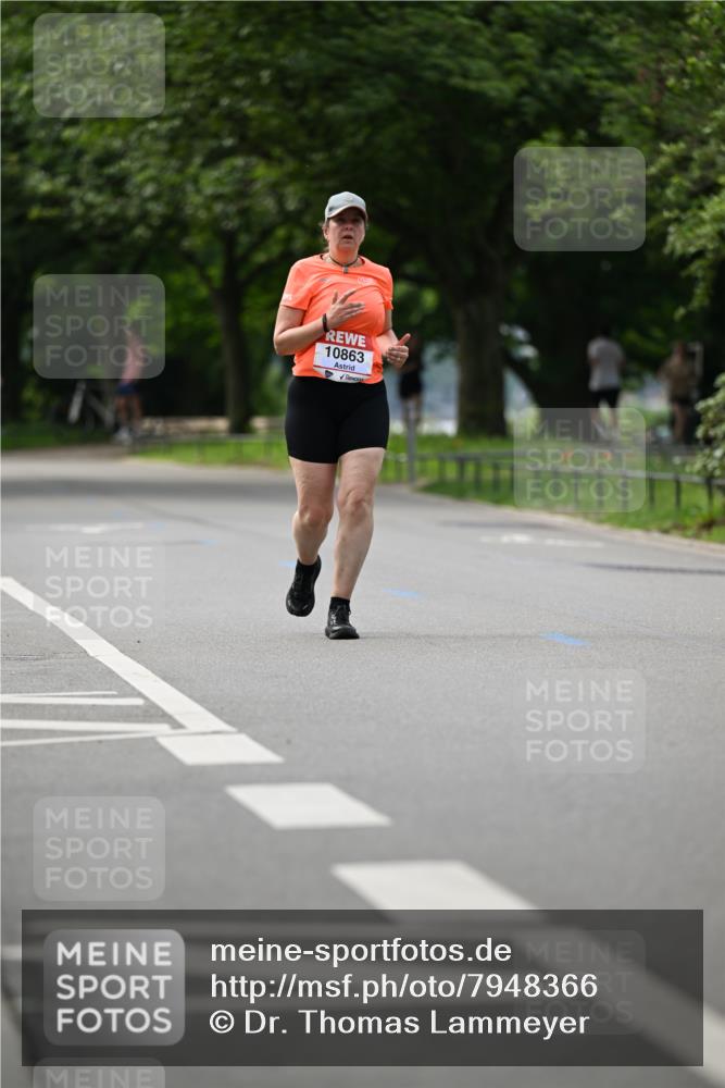 15.06.2025 - REWE Women's Run Dr. Thomas Lammeyer http://msf.ph/oto/7948366 15.06.2025 09:24:54 Laufen 10863 meine-sportfotos.de