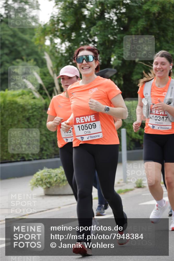 15.06.2025 - REWE Women's Run Jannik Wohlers http://msf.ph/oto/7948384 15.06.2025 08:31:03 Laufen 10509, 10347 meine-sportfotos.de