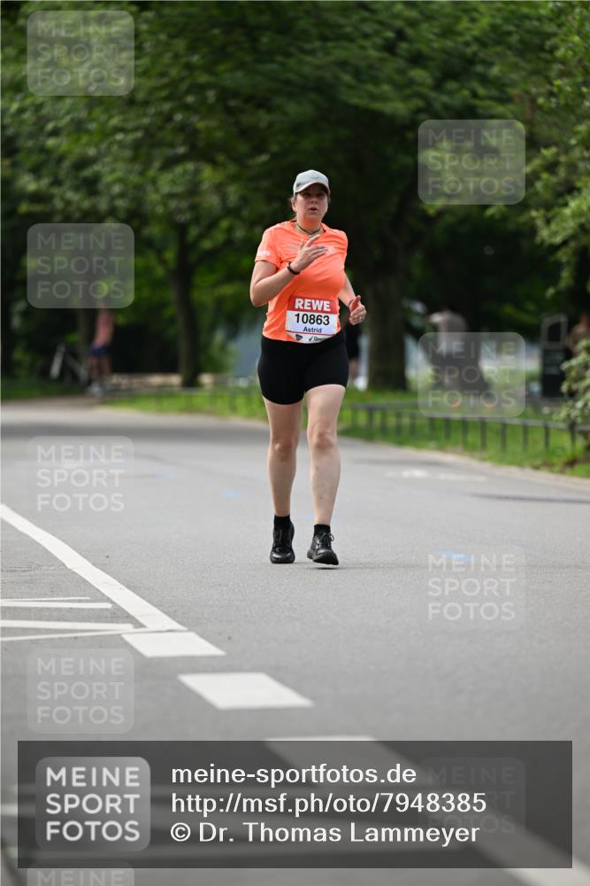15.06.2025 - REWE Women's Run Dr. Thomas Lammeyer http://msf.ph/oto/7948385 15.06.2025 09:24:55 Laufen 10863 meine-sportfotos.de
