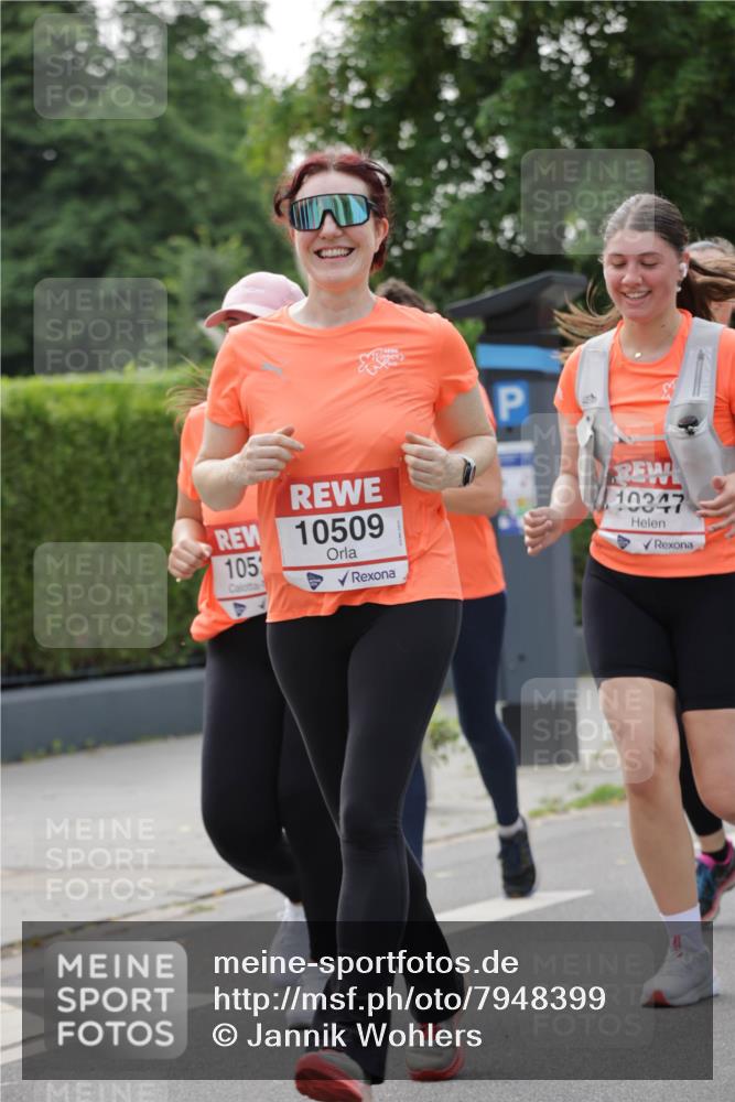 15.06.2025 - REWE Women's Run Jannik Wohlers http://msf.ph/oto/7948399 15.06.2025 08:31:03 Laufen 10509, 105, 10347 meine-sportfotos.de