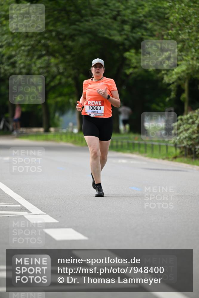 15.06.2025 - REWE Women's Run Dr. Thomas Lammeyer http://msf.ph/oto/7948400 15.06.2025 09:24:56 Laufen 10863 meine-sportfotos.de