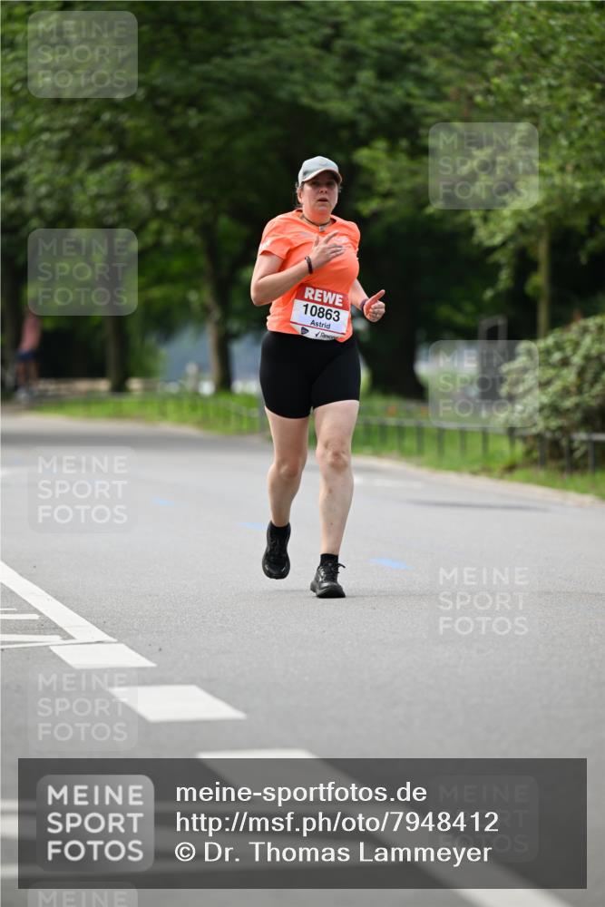15.06.2025 - REWE Women's Run Dr. Thomas Lammeyer http://msf.ph/oto/7948412 15.06.2025 09:24:56 Laufen 10863 meine-sportfotos.de