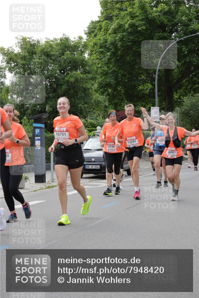 15.06.2025 - REWE Women's Run Jannik Wohlers http://msf.ph/oto/7948420 15.06.2025 08:31:04 Laufen 69, 10701, 1043, 10285, 10254, 10749, 10429, 10261 meine-sportfotos.de