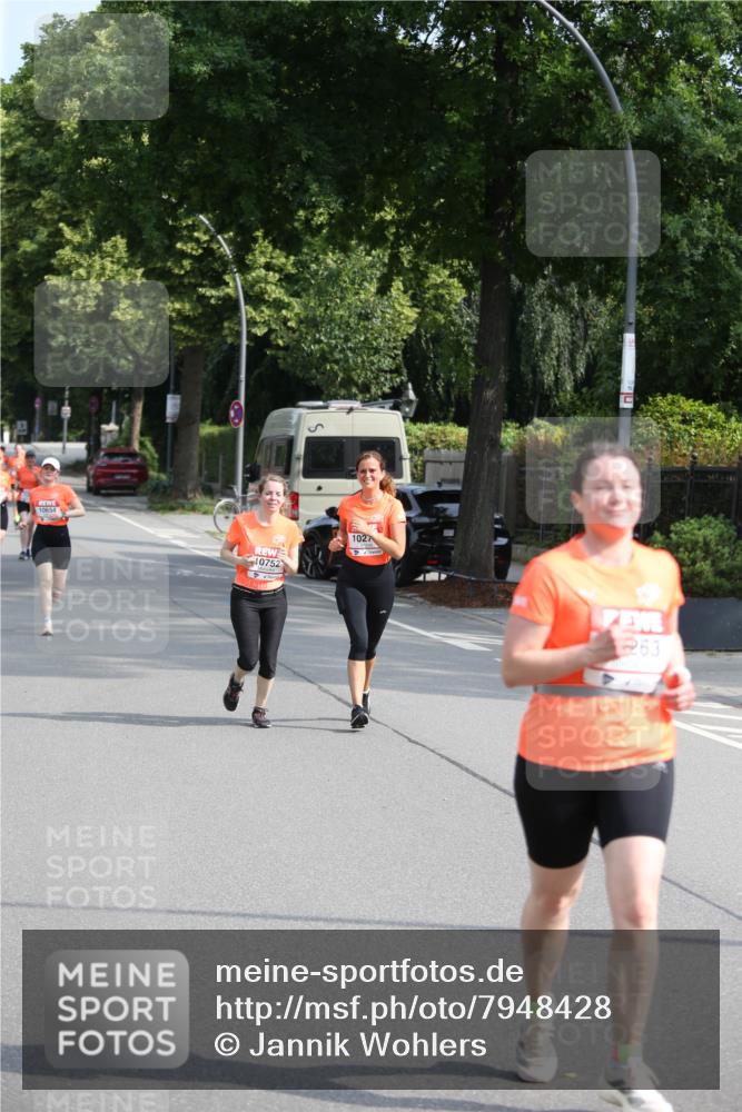 15.06.2025 - REWE Women's Run Jannik Wohlers http://msf.ph/oto/7948428 15.06.2025 09:46:53 Laufen  meine-sportfotos.de