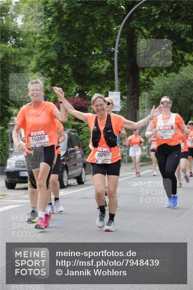 15.06.2025 - REWE Women's Run Jannik Wohlers http://msf.ph/oto/7948439 15.06.2025 08:31:05 Laufen 10285, 10261, 10811 meine-sportfotos.de
