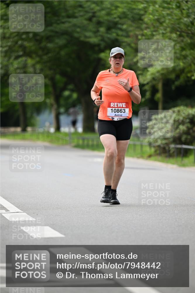 15.06.2025 - REWE Women's Run Dr. Thomas Lammeyer http://msf.ph/oto/7948442 15.06.2025 09:24:57 Laufen 10863 meine-sportfotos.de