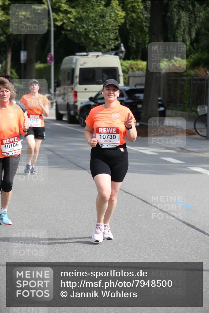 15.06.2025 - REWE Women's Run Jannik Wohlers http://msf.ph/oto/7948500 15.06.2025 09:47:02 Laufen 10105, 10468, 10730 meine-sportfotos.de