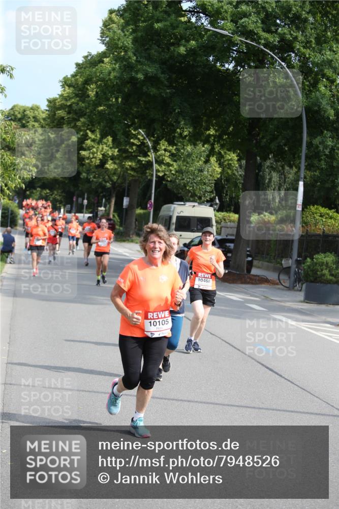 15.06.2025 - REWE Women's Run Jannik Wohlers http://msf.ph/oto/7948526 15.06.2025 09:47:04 Laufen 10105, 10469 meine-sportfotos.de
