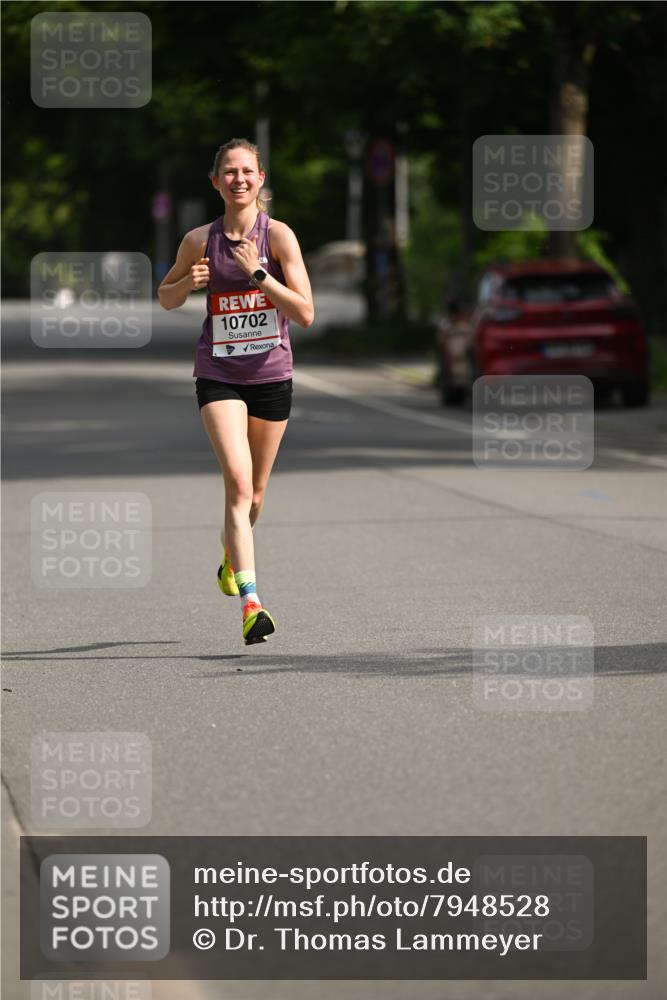 15.06.2025 - REWE Women's Run Dr. Thomas Lammeyer http://msf.ph/oto/7948528 15.06.2025 09:30:13 Laufen 10702 meine-sportfotos.de