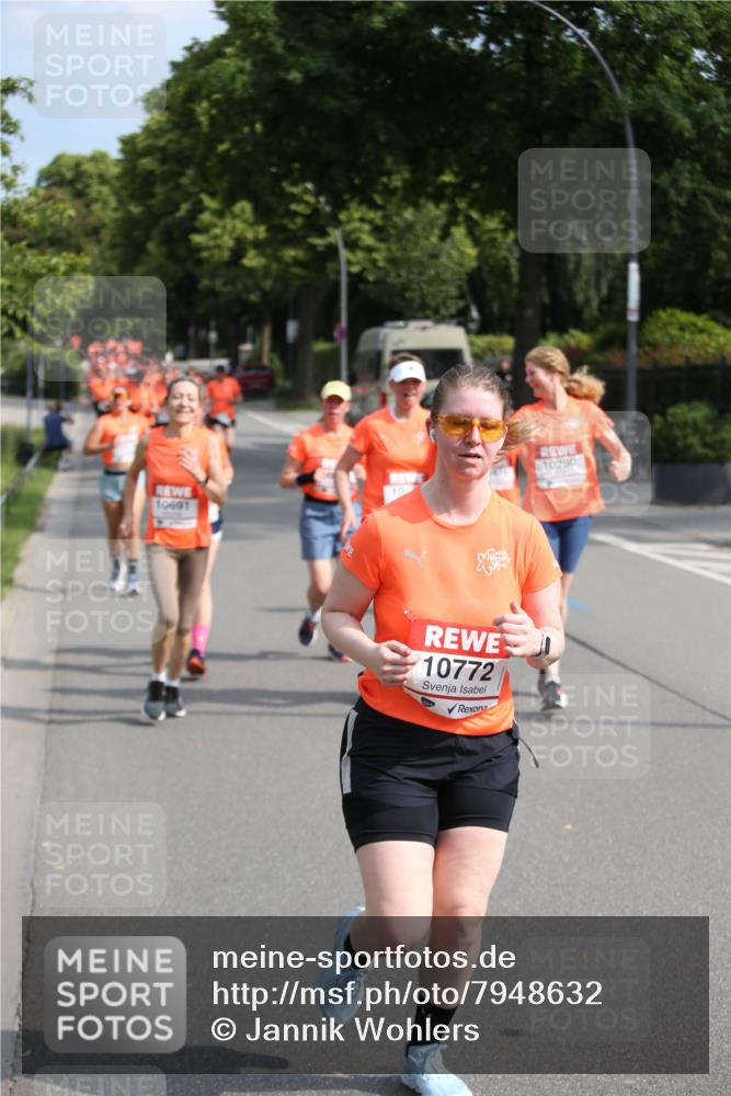 15.06.2025 - REWE Women's Run Jannik Wohlers http://msf.ph/oto/7948632 15.06.2025 09:47:19 Laufen 10691, 102, 10772, 10280 meine-sportfotos.de