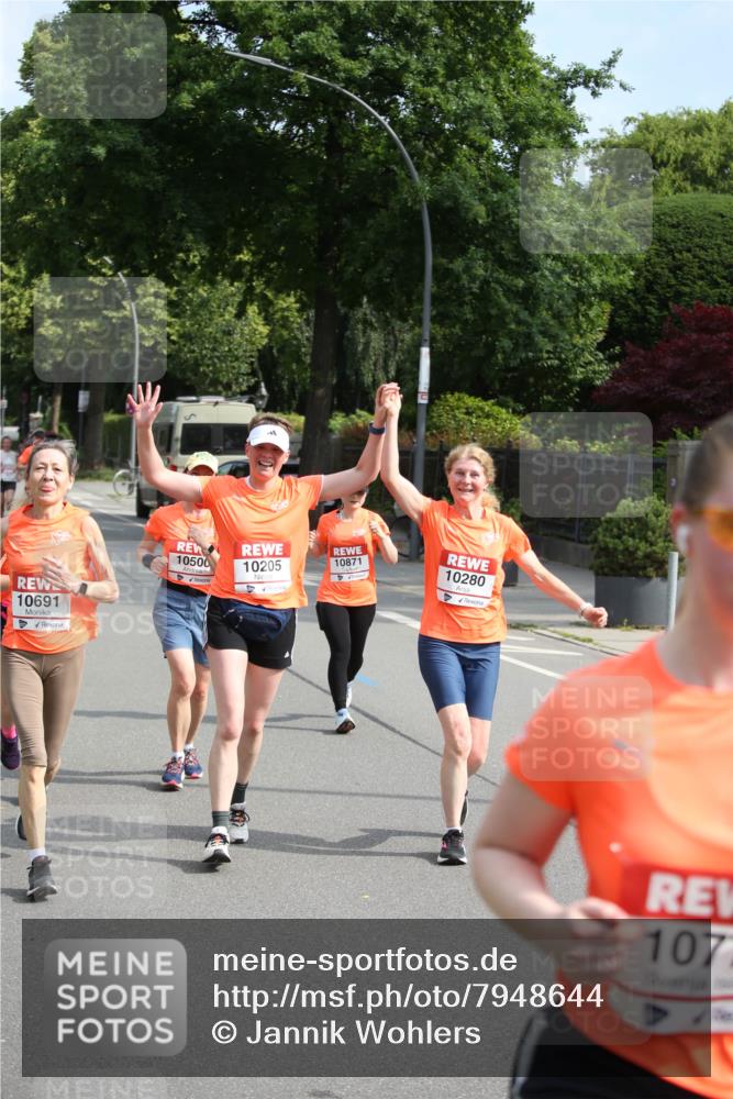 15.06.2025 - REWE Women's Run Jannik Wohlers http://msf.ph/oto/7948644 15.06.2025 09:47:20 Laufen 10691, 10500, 10205, 10871, 10280, 10 meine-sportfotos.de