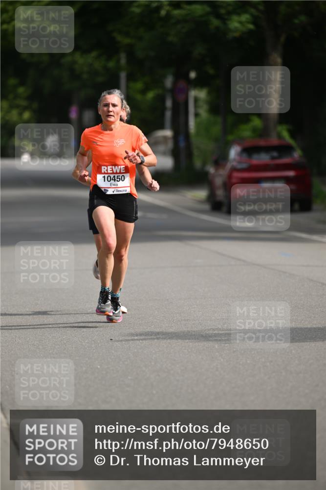 15.06.2025 - REWE Women's Run Dr. Thomas Lammeyer http://msf.ph/oto/7948650 15.06.2025 09:31:49 Laufen 10450 meine-sportfotos.de