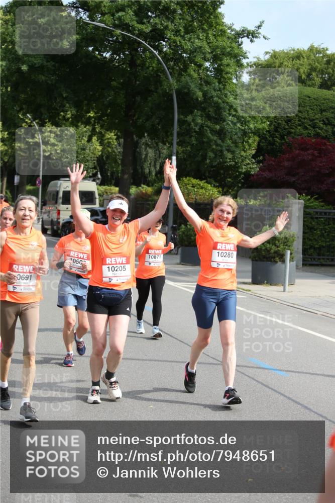 15.06.2025 - REWE Women's Run Jannik Wohlers http://msf.ph/oto/7948651 15.06.2025 09:47:21 Laufen 10280, 10871, 1050, 10205, 0691 meine-sportfotos.de