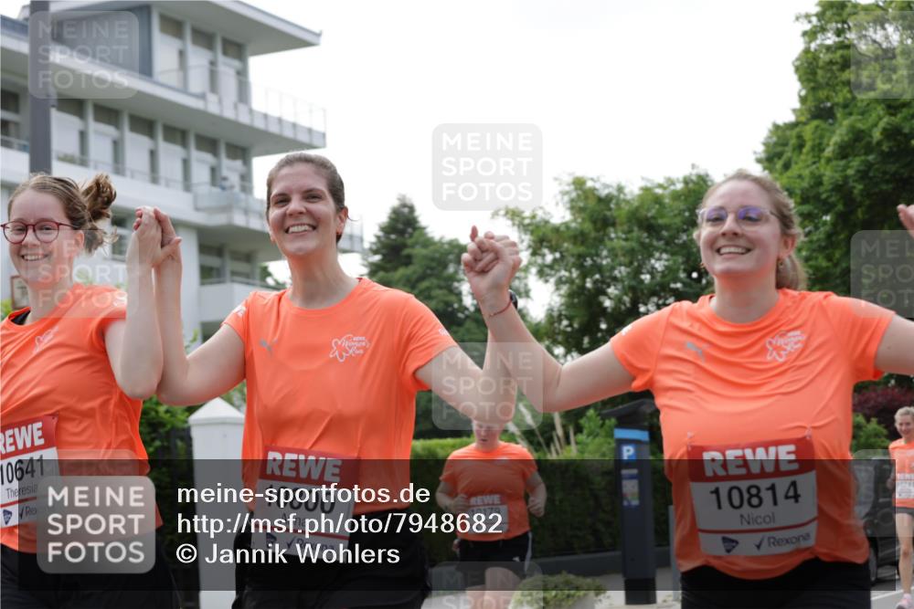 15.06.2025 - REWE Women's Run Jannik Wohlers http://msf.ph/oto/7948682 15.06.2025 08:31:11 Laufen 10641, 10800, 10179, 10814, 10741 meine-sportfotos.de