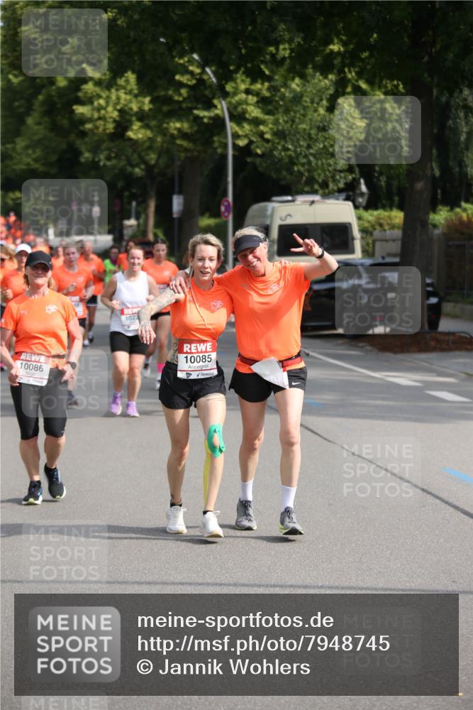 15.06.2025 - REWE Women's Run Jannik Wohlers http://msf.ph/oto/7948745 15.06.2025 09:47:27 Laufen 10086, 1022, 10085 meine-sportfotos.de