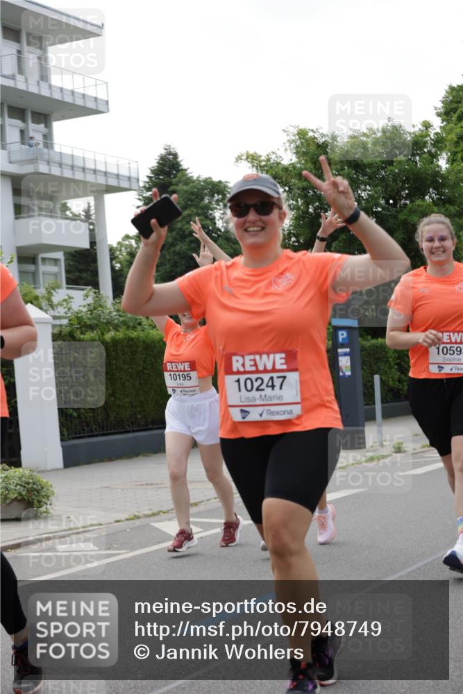 15.06.2025 - REWE Women's Run Jannik Wohlers http://msf.ph/oto/7948749 15.06.2025 08:31:14 Laufen 10195, 10247, 1059 meine-sportfotos.de