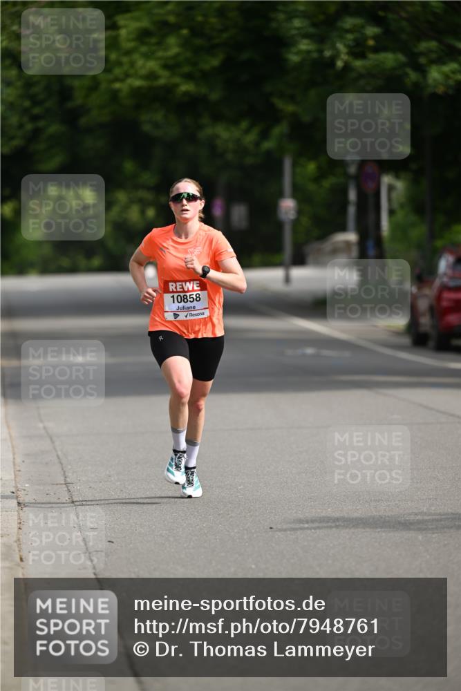 15.06.2025 - REWE Women's Run Dr. Thomas Lammeyer http://msf.ph/oto/7948761 15.06.2025 09:31:55 Laufen 10858 meine-sportfotos.de
