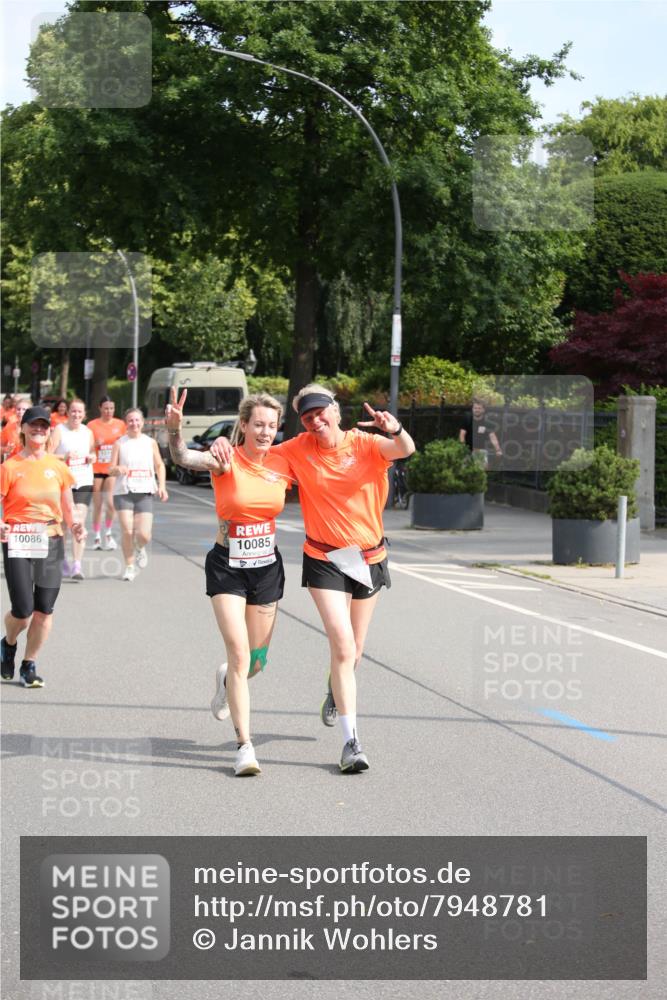 15.06.2025 - REWE Women's Run Jannik Wohlers http://msf.ph/oto/7948781 15.06.2025 09:47:28 Laufen 10086 meine-sportfotos.de