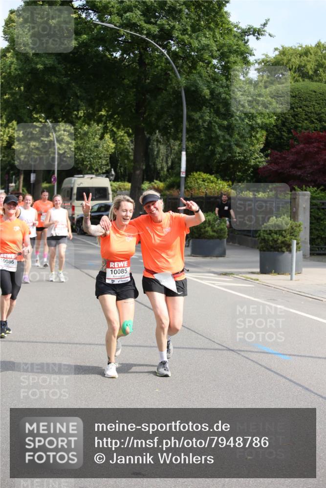 15.06.2025 - REWE Women's Run Jannik Wohlers http://msf.ph/oto/7948786 15.06.2025 09:47:28 Laufen 10086, 10085 meine-sportfotos.de