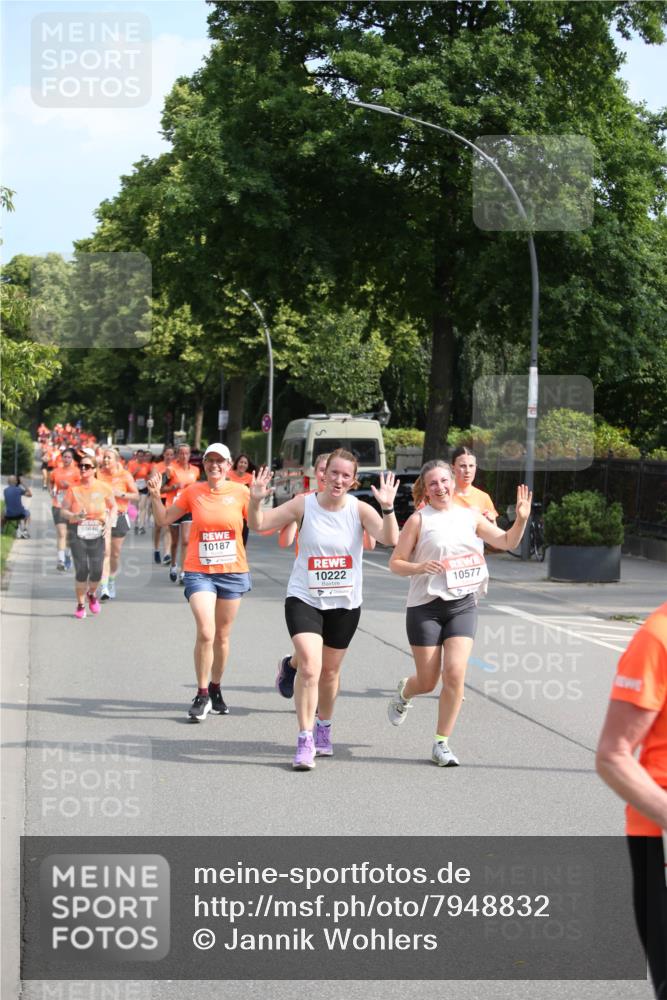 15.06.2025 - REWE Women's Run Jannik Wohlers http://msf.ph/oto/7948832 15.06.2025 09:47:31 Laufen 10187, 10222, 10577 meine-sportfotos.de