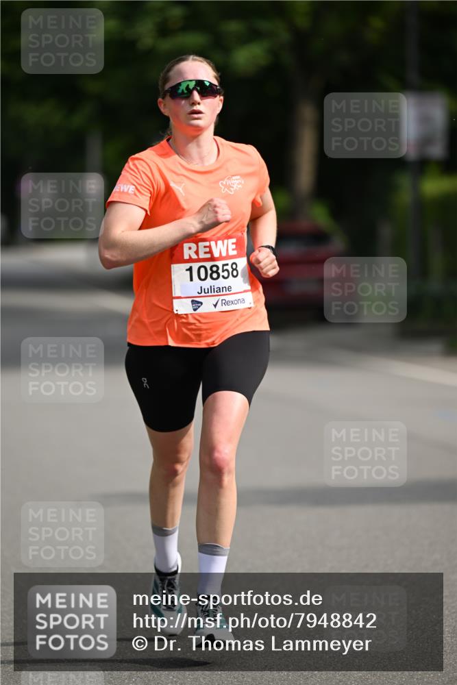15.06.2025 - REWE Women's Run Dr. Thomas Lammeyer http://msf.ph/oto/7948842 15.06.2025 09:31:57 Laufen 10858 meine-sportfotos.de