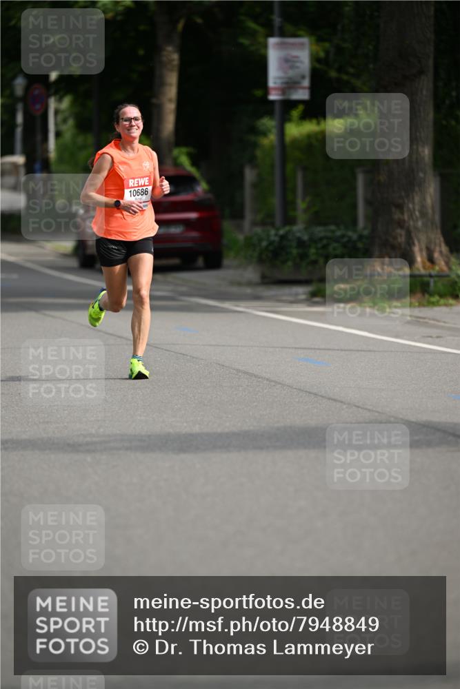 15.06.2025 - REWE Women's Run Dr. Thomas Lammeyer http://msf.ph/oto/7948849 15.06.2025 09:32:37 Laufen 10686 meine-sportfotos.de