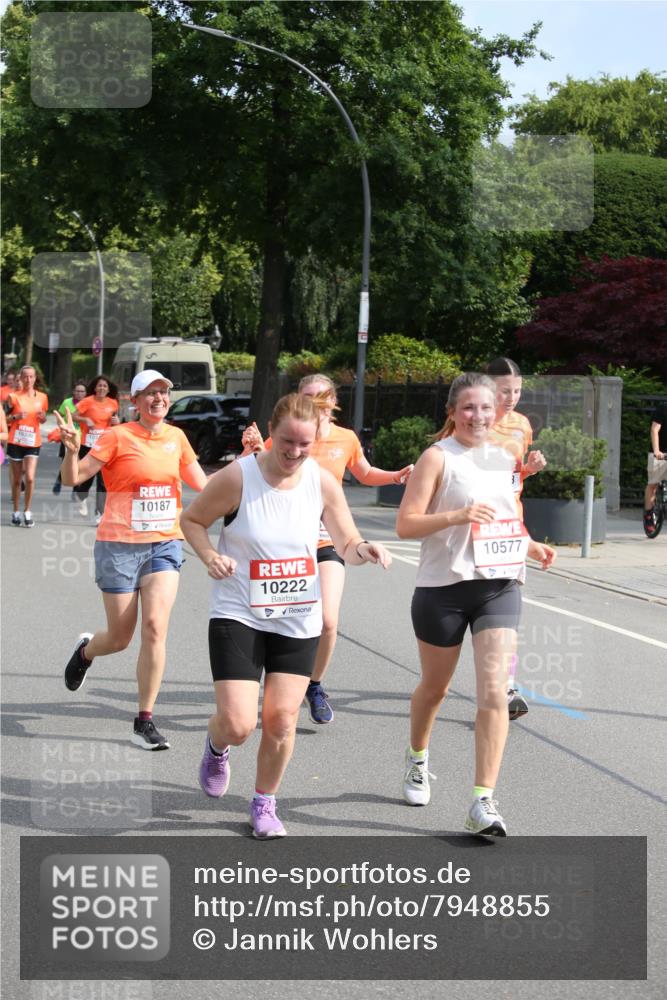 15.06.2025 - REWE Women's Run Jannik Wohlers http://msf.ph/oto/7948855 15.06.2025 09:47:32 Laufen 10330, 10187, 10222, 10577 meine-sportfotos.de