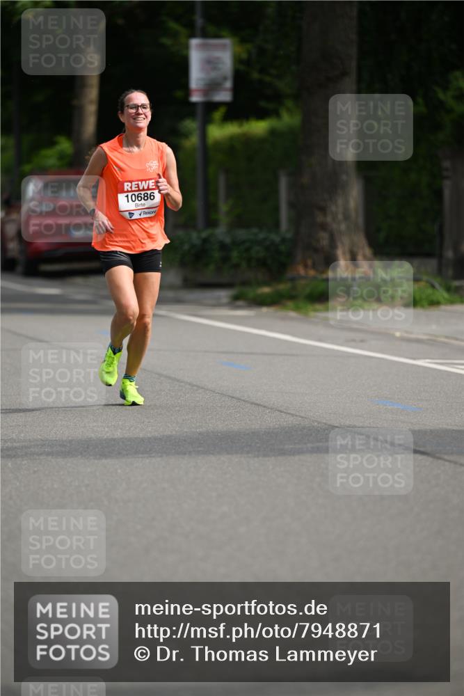 15.06.2025 - REWE Women's Run Dr. Thomas Lammeyer http://msf.ph/oto/7948871 15.06.2025 09:32:38 Laufen 10686 meine-sportfotos.de