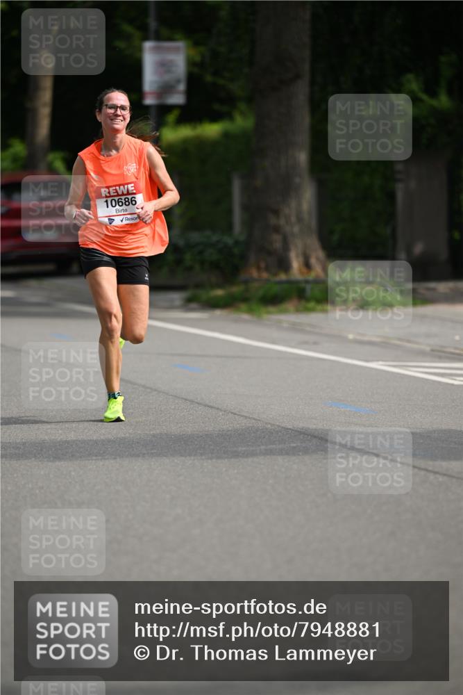 15.06.2025 - REWE Women's Run Dr. Thomas Lammeyer http://msf.ph/oto/7948881 15.06.2025 09:32:38 Laufen 10686 meine-sportfotos.de