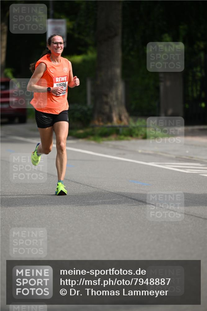 15.06.2025 - REWE Women's Run Dr. Thomas Lammeyer http://msf.ph/oto/7948887 15.06.2025 09:32:38 Laufen 10686 meine-sportfotos.de