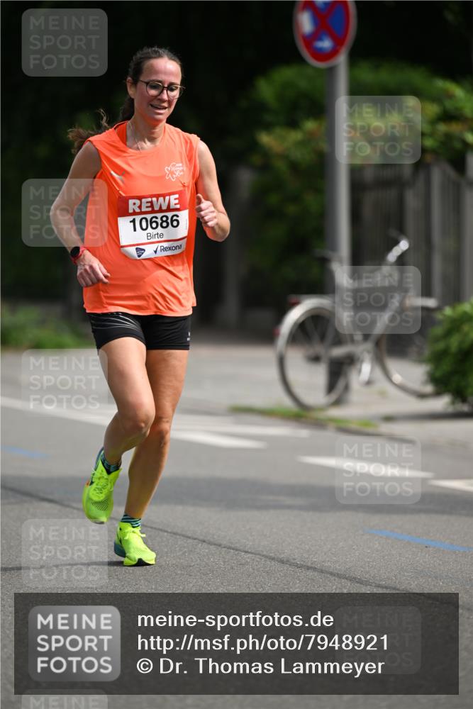 15.06.2025 - REWE Women's Run Dr. Thomas Lammeyer http://msf.ph/oto/7948921 15.06.2025 09:32:40 Laufen 10686 meine-sportfotos.de