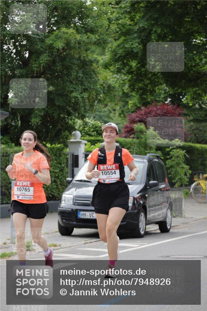 15.06.2025 - REWE Women's Run Jannik Wohlers http://msf.ph/oto/7948926 15.06.2025 08:31:23 Laufen 10765, 10554 meine-sportfotos.de