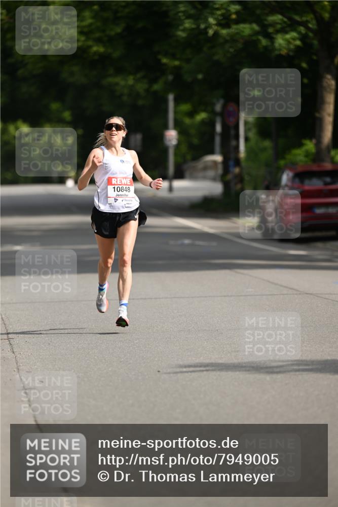 15.06.2025 - REWE Women's Run Dr. Thomas Lammeyer http://msf.ph/oto/7949005 15.06.2025 09:33:49 Laufen 10848 meine-sportfotos.de