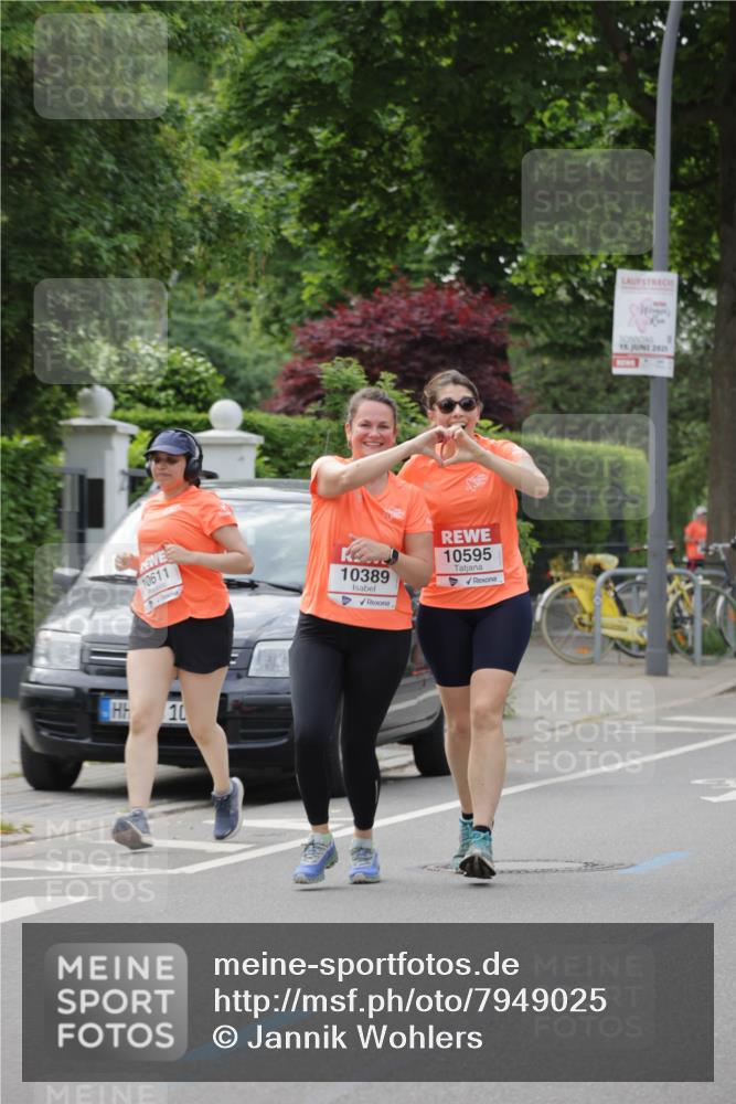 15.06.2025 - REWE Women's Run Jannik Wohlers http://msf.ph/oto/7949025 15.06.2025 08:31:26 Laufen 10611, 10, 10389, 10595, 2025 meine-sportfotos.de