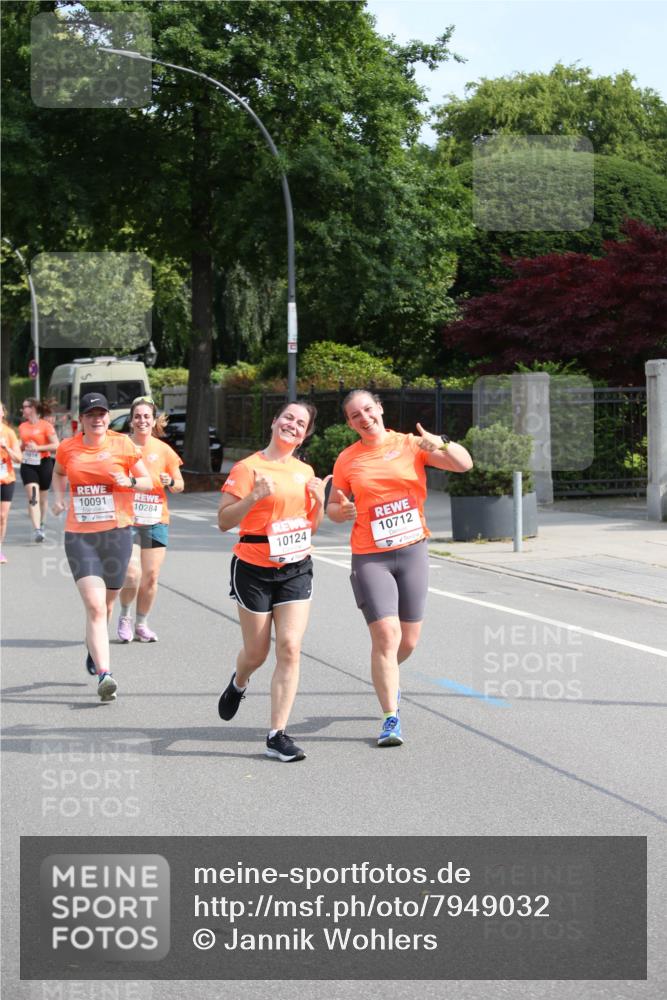 15.06.2025 - REWE Women's Run Jannik Wohlers http://msf.ph/oto/7949032 15.06.2025 09:47:43 Laufen 10091, 10284, 10124, 10712 meine-sportfotos.de