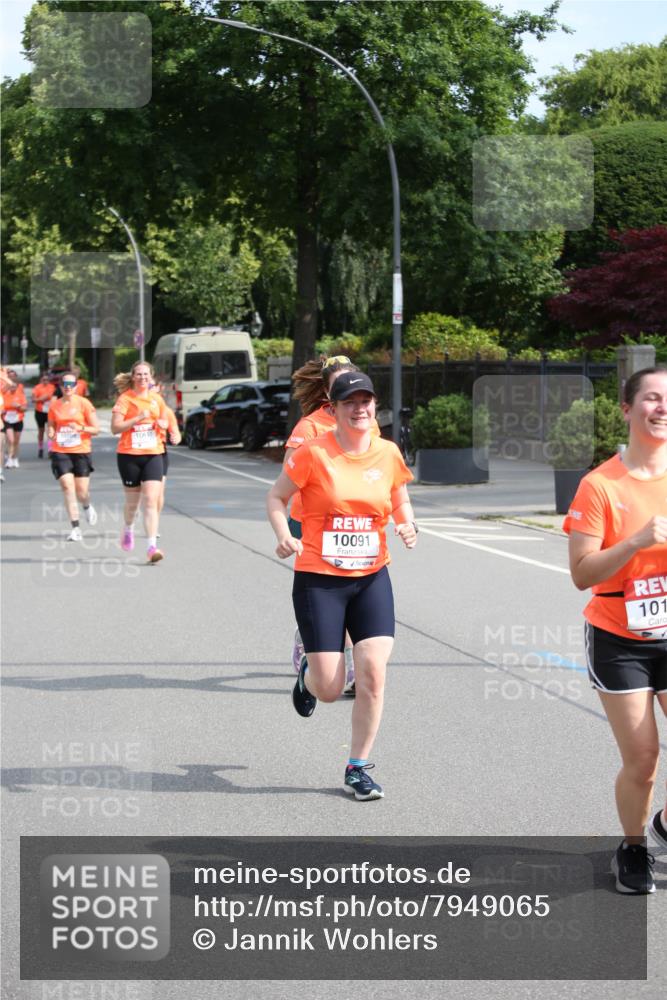 15.06.2025 - REWE Women's Run Jannik Wohlers http://msf.ph/oto/7949065 15.06.2025 09:47:44 Laufen 10651, 10091, 101 meine-sportfotos.de